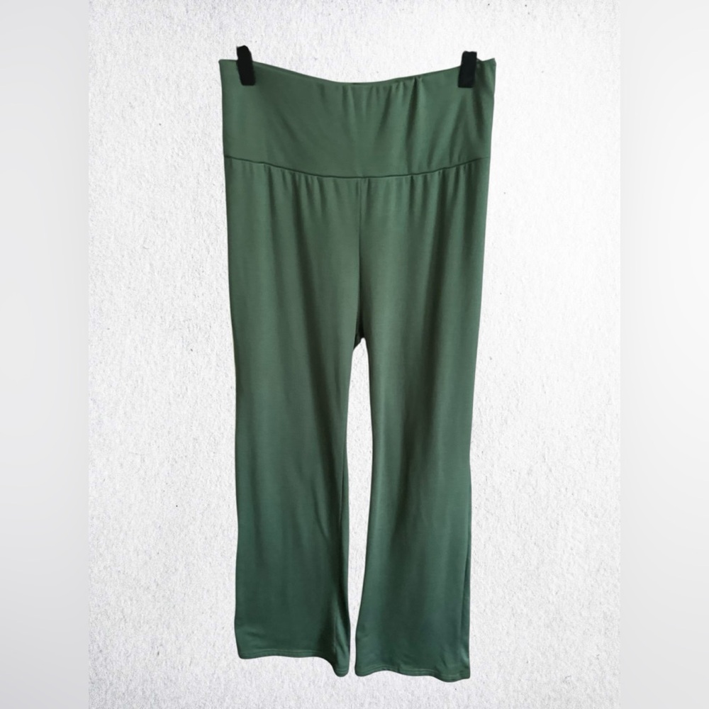 Lit 26 | Women's High-Waist Wide-Leg Pull On Pants in Forest Green | Size Medium